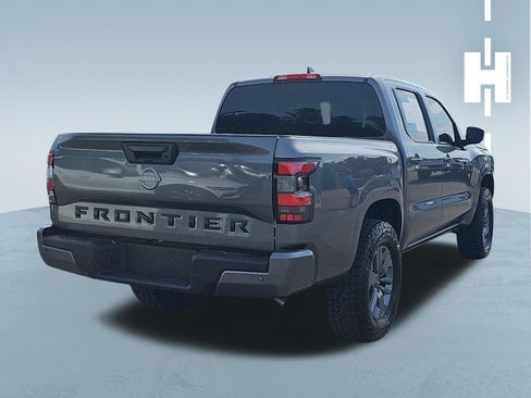 Used 2025 Nissan Frontier SV RWD image 4