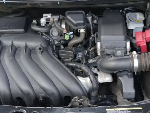 Used 2019 Nissan Versa SV FWD image 13