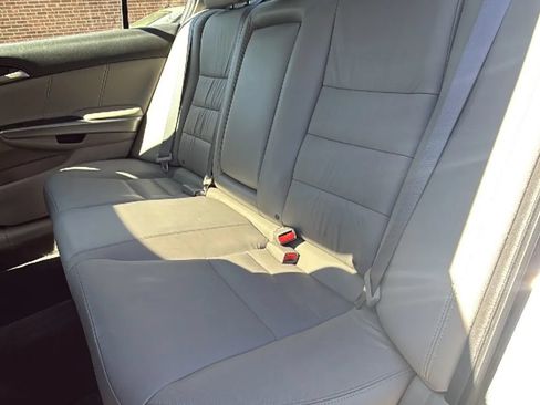 Used 2010 Honda Accord EX-L image 28
