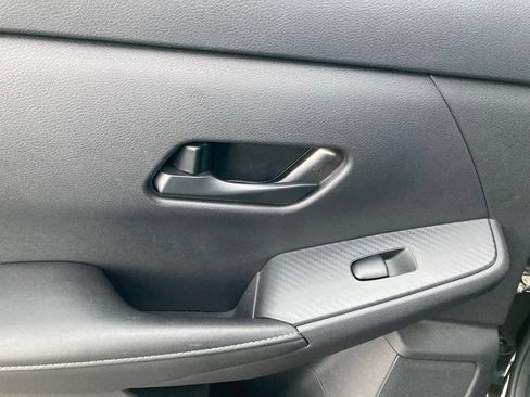 Used 2025 Nissan Sentra S FWD image 12