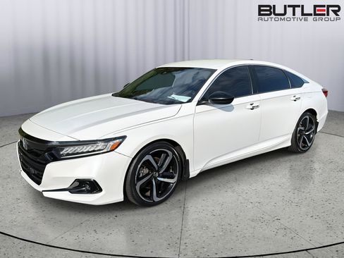 Used 2022 Honda Accord Sport image 1