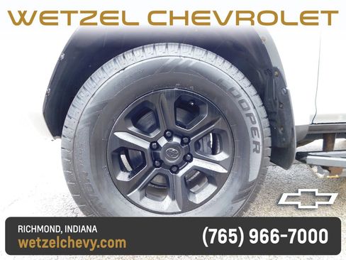 Used 2020 Toyota 4Runner SR5 AWD/4WD image 6