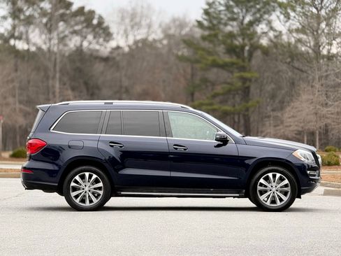 Used 2016 Mercedes-Benz GL 450 4MATIC image 11