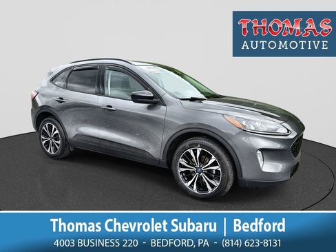 Used 2021 Ford Escape SE w/ SE Sport Appearance Package AWD/4WD image 1