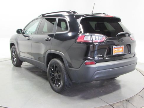 Used 2023 Jeep Cherokee Altitude Lux AWD/4WD image 5