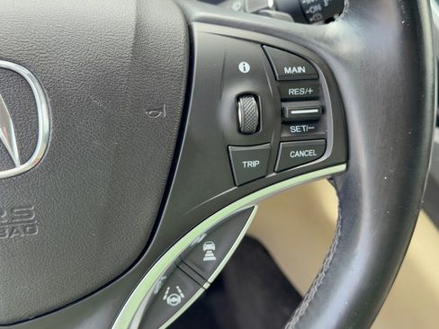 Used 2017 Acura MDX w/ Advance Package FWD image 19
