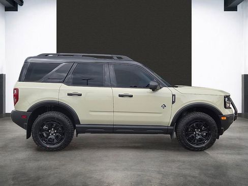 Used 2025 Ford Bronco Sport Outer Banks w/ Sasquatch Outer Banks Package AWD/4WD image 9