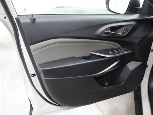 New 2026 Chevrolet Trax ACTIV w/ Driver Confidence Package image 16