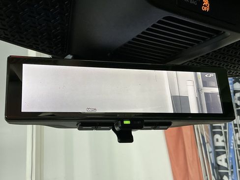 Used 2023 Nissan Ariya FWD image 7