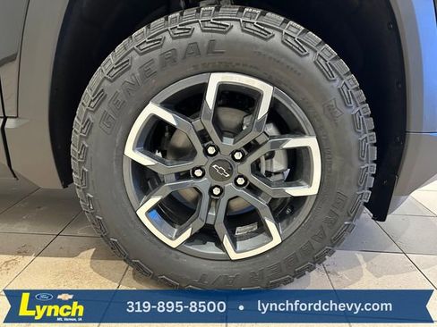 New 2026 Chevrolet Equinox ACTIV w/ Convenience Package III image 26