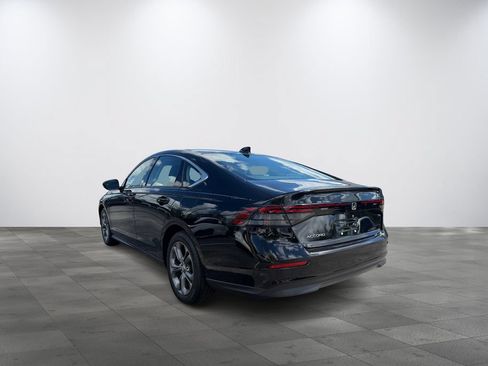 Used 2023 Honda Accord EX image 4