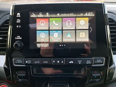 Used 2018 Honda Odyssey Touring image 21