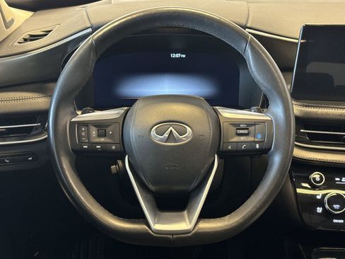 Certified 2025 INFINITI QX60 Luxe w/ Vision Package AWD/4WD image 14