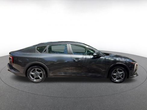 Used 2025 Kia K4 FWD image 16
