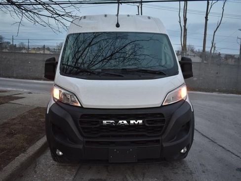 Used 2023 RAM ProMaster 3500 w/ Driver Convenience Group FWD image 3