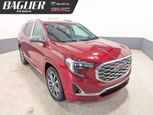 Used 2019 GMC Terrain Denali w/ Advanced Safety Package FWD image 1