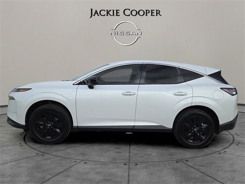 Certified 2025 Nissan Murano SV w/ Cargo Package image 2