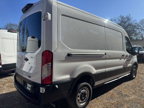 Used 2024 Ford Transit 250 148 Medium Roof w/ Load Area Protection Package image 3