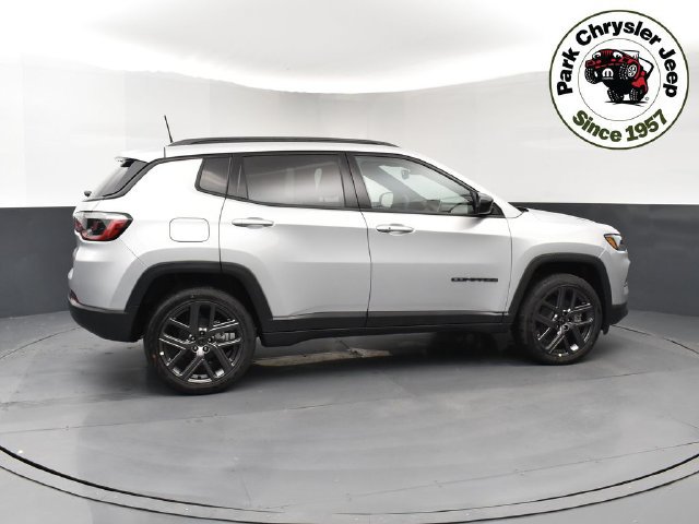 New 2026 Jeep Compass Latitude AWD/4WD image 6