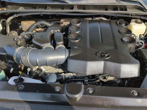 Certified 2024 Toyota 4Runner SR5 image 30