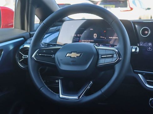 New 2026 Chevrolet Equinox EV LT image 14