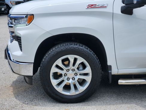 Used 2024 Chevrolet Silverado 1500 LTZ w/ Z71 Off-Road Package AWD/4WD image 26