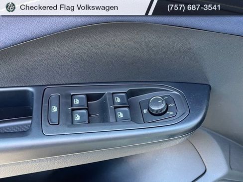 New 2026 Volkswagen Taos SEL AWD/4WD image 16