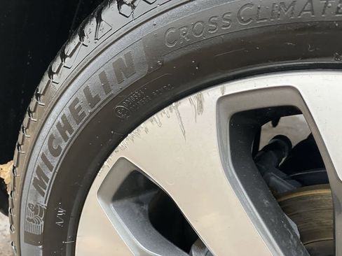 Used 2021 Kia Telluride EX w/ EX Premium Package image 34