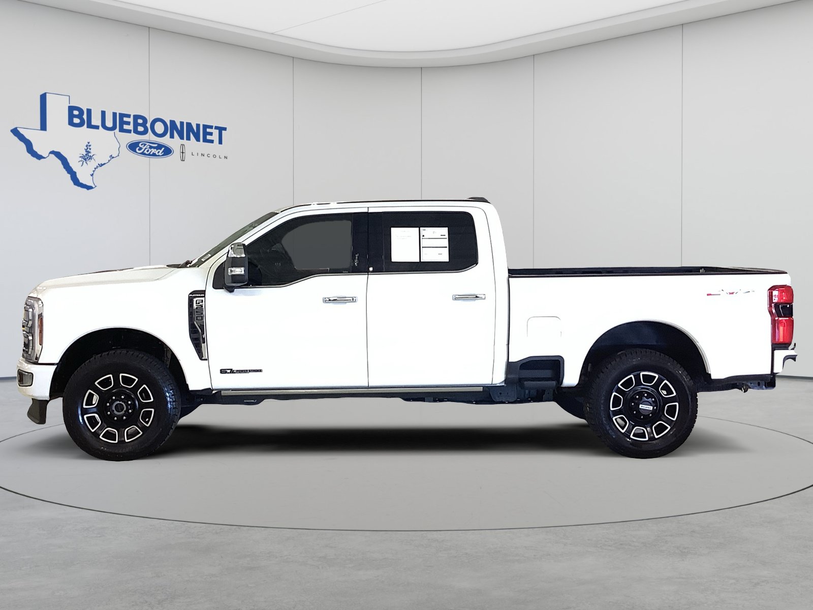 Used 2024 Ford F250 Platinum AWD/4WD image 8