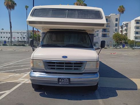 Used 1992 Ford E-350 and Econoline 350 RWD image 2