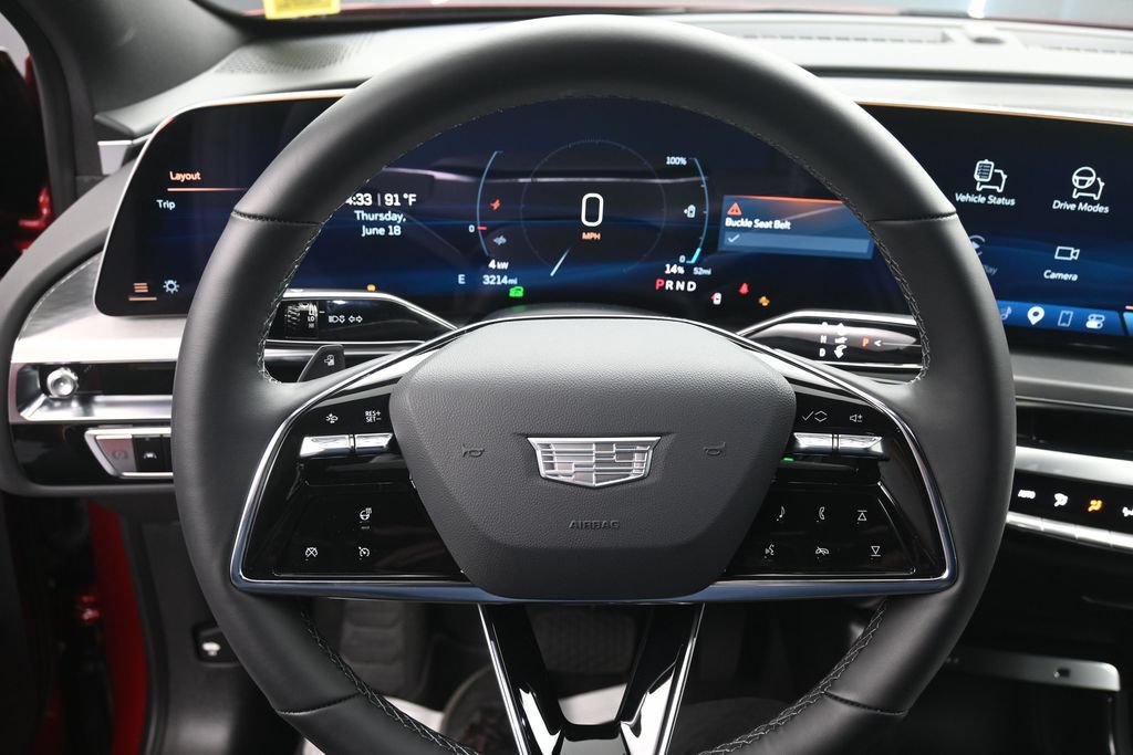 Used 2025 Cadillac Lyriq Sport AWD/4WD image 9