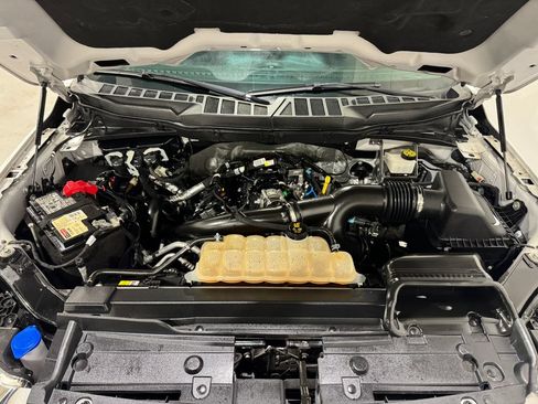 Used 2021 Ford F150 Lariat w/ Equipment Group 502A High AWD/4WD image 12