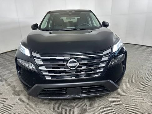 Certified 2026 Nissan Rogue SV w/ Cold Weather Package image 8