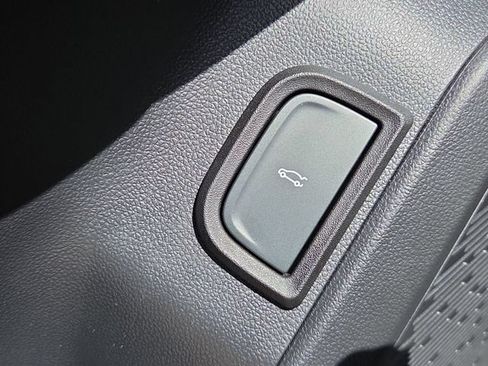 Certified 2026 GMC Terrain AT4 w/ Convenience Package III AWD/4WD image 45
