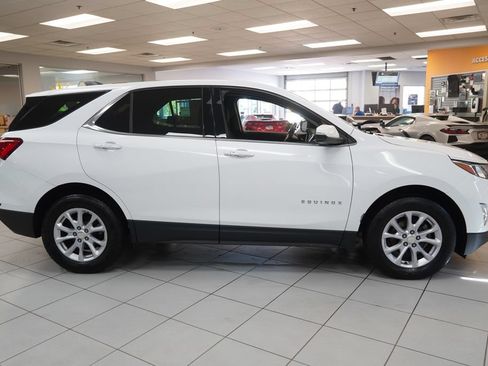 Used 2018 Chevrolet Equinox LT FWD image 13