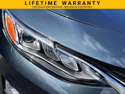 Used 2020 Chevrolet Malibu Premier FWD image 32