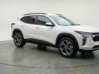 Used 2025 Chevrolet Trax LT w/ LT Convenience Package video 1