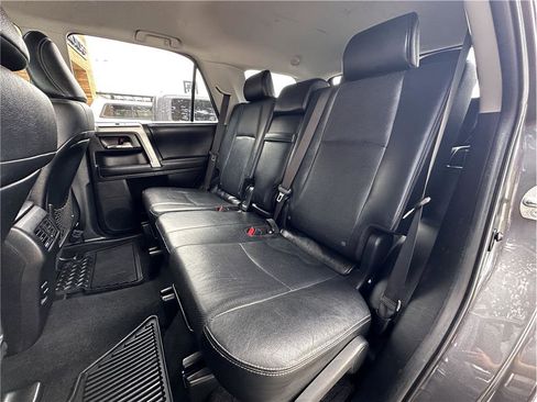 Used 2015 Toyota 4Runner Limited image 16