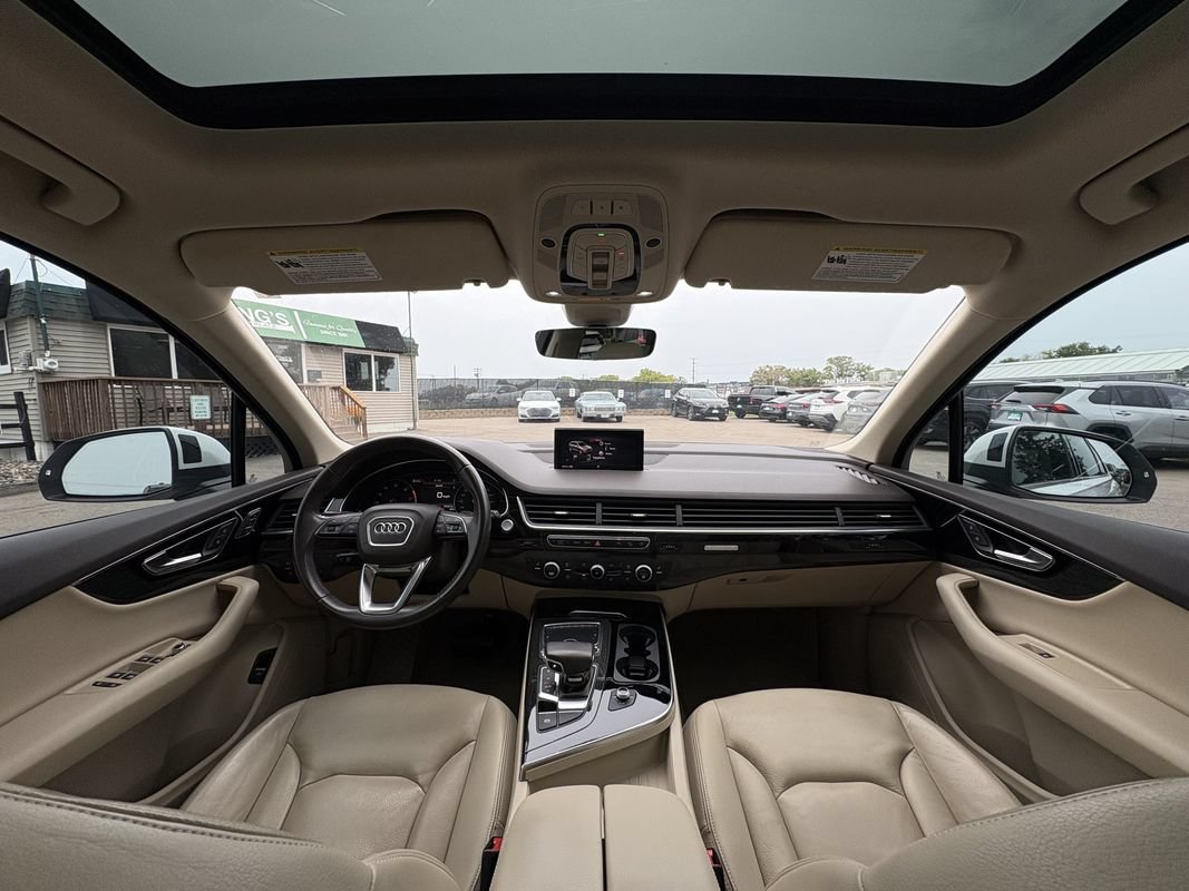 Used 2019 Audi Q7 3.0T Premium w/ Convenience Package AWD/4WD image 11