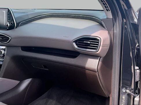 Used 2019 Hyundai Santa Fe FWD image 18