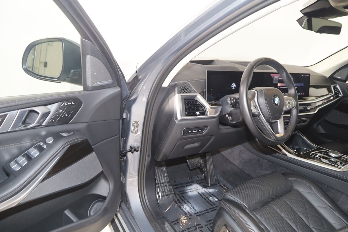 Used 2024 BMW X7 xDrive40i AWD/4WD image 58