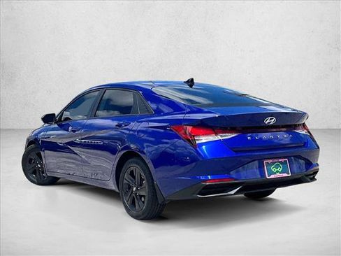 Used 2021 Hyundai Elantra SEL FWD image 13