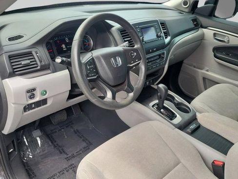 Used 2019 Honda Pilot LX image 19