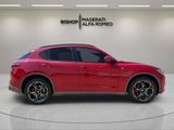 Used 2022 Alfa Romeo Stelvio Ti image 2