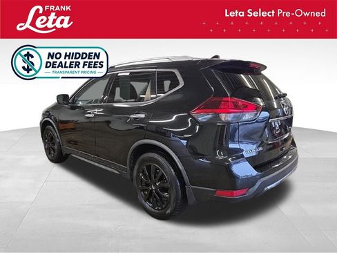 Used 2020 Nissan Rogue S w/ Special Edition Package FWD image 4