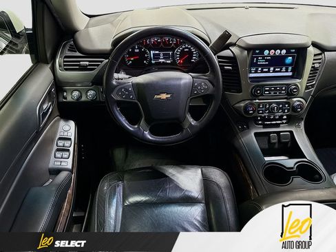 Used 2019 Chevrolet Tahoe LT w/ LT Signature Package AWD/4WD image 25