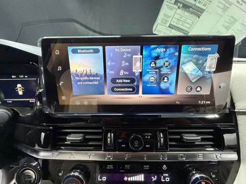 New 2026 Nissan Pathfinder SL image 28