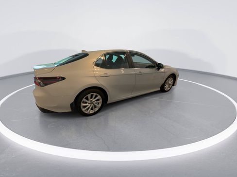 Used 2023 Toyota Camry LE FWD image 8