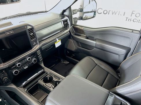 New 2026 Ford F350 Lariat w/ Black Appearance Package image 27