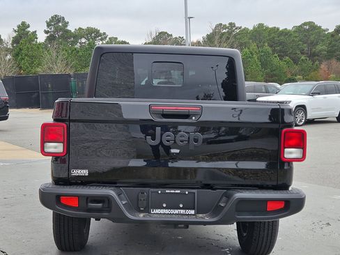 New 2026 Jeep Gladiator Sport image 6